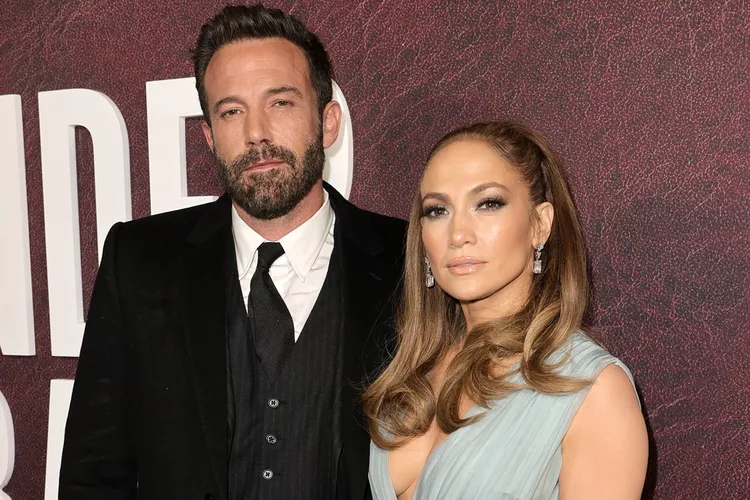 Shocking Revelations: Ben Affleck’s Volatile Mood Swings and Emotional Outbursts Ruin Marriage with Jennifer Lopez—Inside the Toxic Fallout